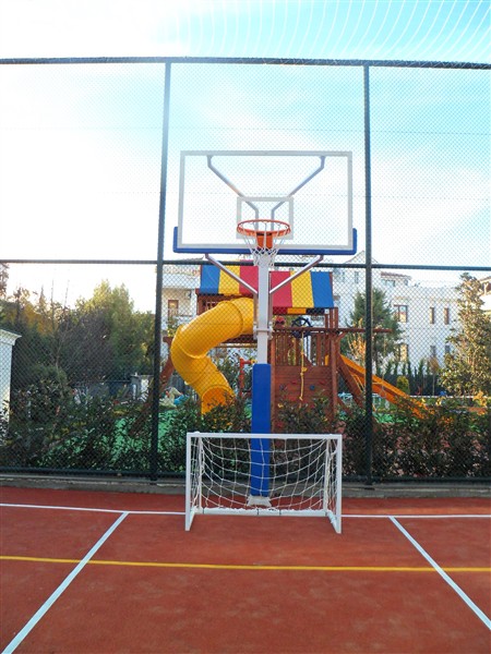 Tek Ayaklı Cam Panyalı Basketbol Potası